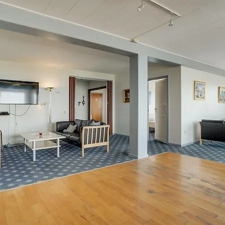 Stilla - 35km From The Sea By Interhome *